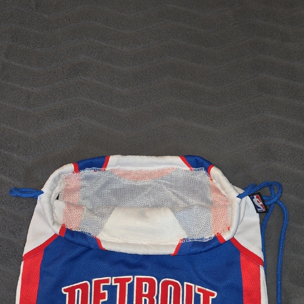 NBA Blue and Red Drawstring Backpack - Picture 7 of 7